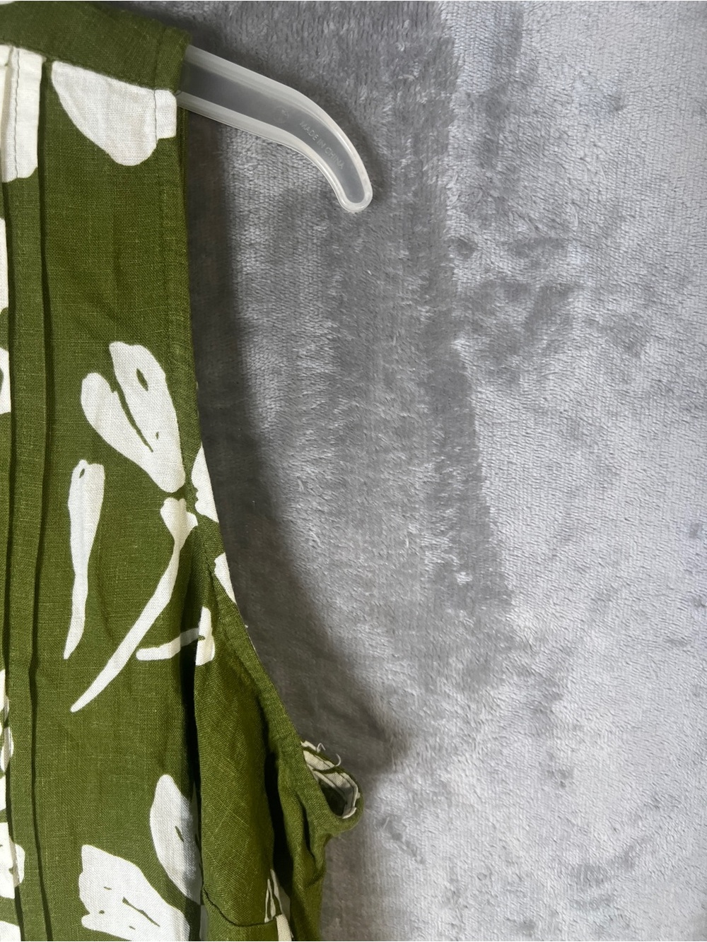 Sonoma Olive Green Sleeveless Floral Tunic - Picture 6 of 10